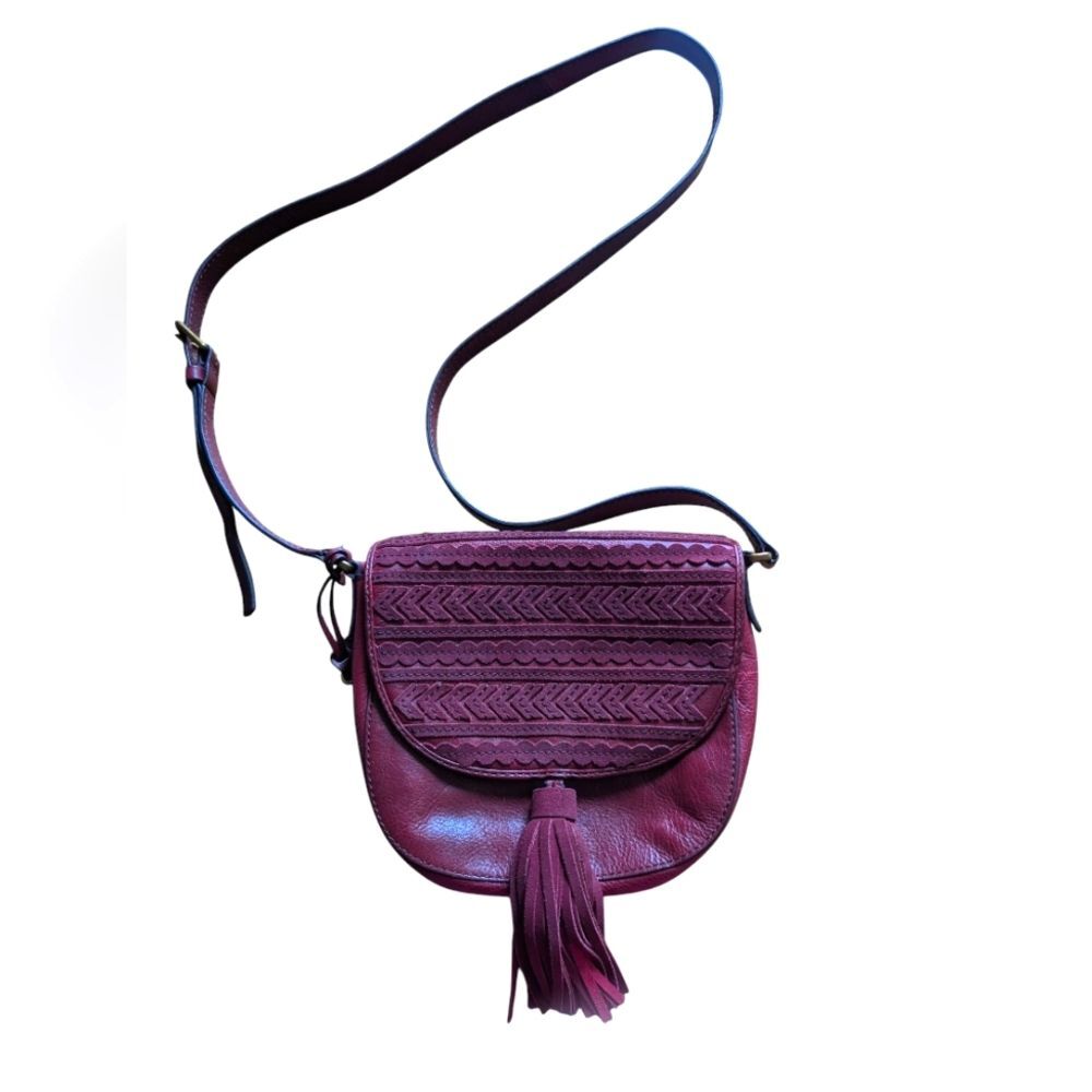 Fossil Emi Saddle Bag Crossbody With Tassel Wine